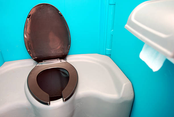 Best Portable toilet rental cost  in North Industry, OH